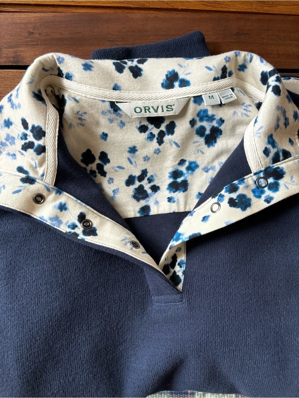 ORVIS Navy Women's Knit Pullover Sweater with Floral Trim - Picture 3 of 3